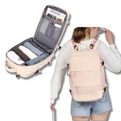 Practical travel bag with built-in USB socket