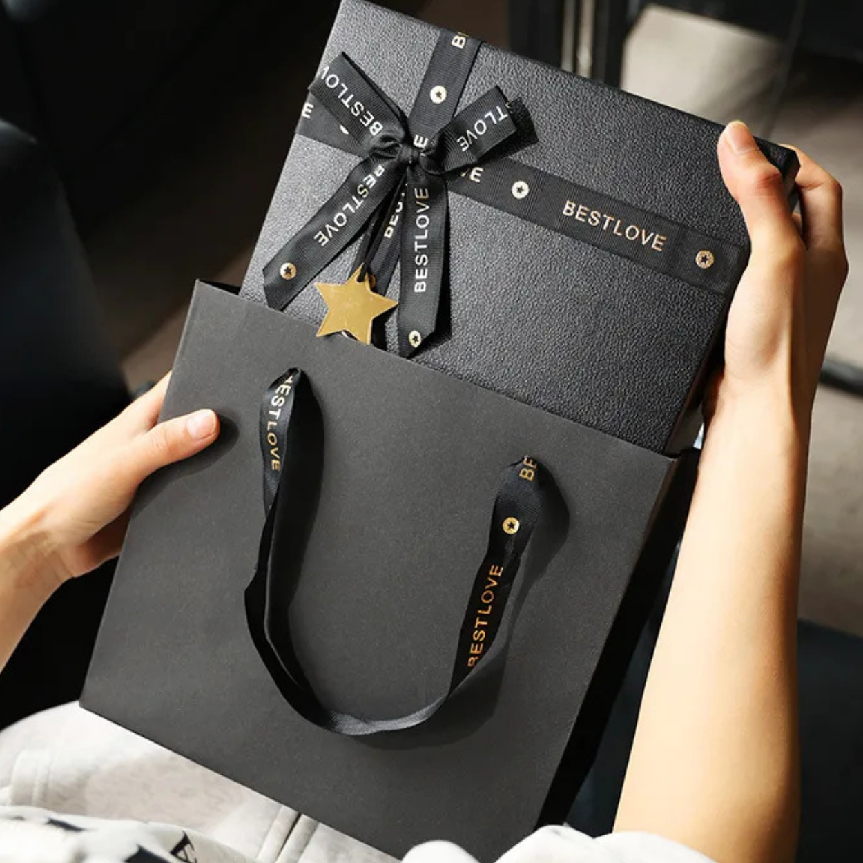 Gift Set with Scented Candle and Atmosphere Diffuser