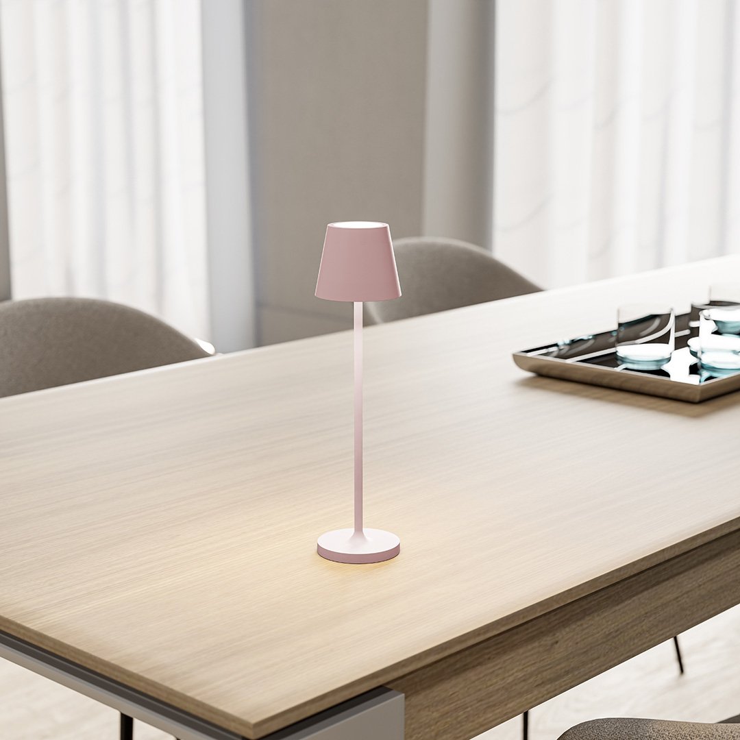 Compact LED Lamp with Touch Screen and Long Lifespan